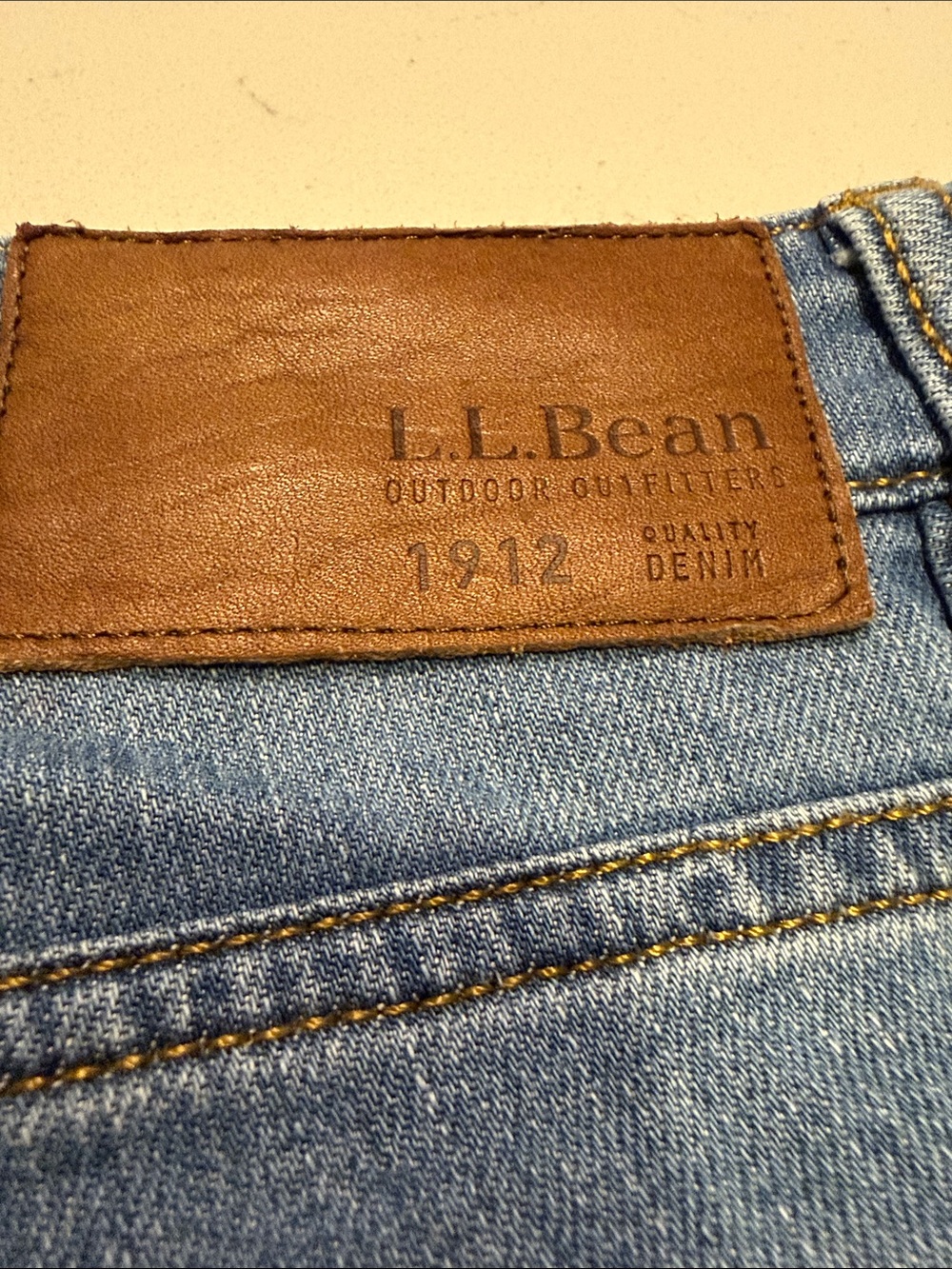 L.L. Bean Men's Light Blue Straight-Leg Jeans - Picture 6 of 6